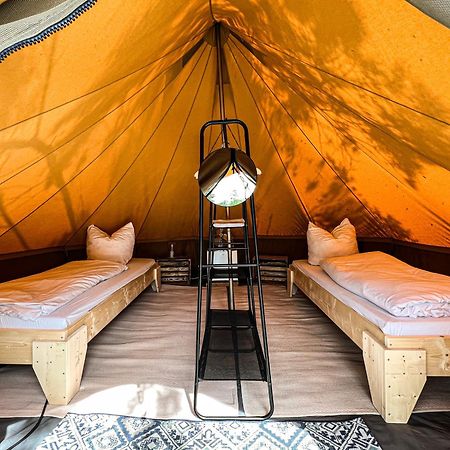 Raus Und Gut Glamping Am Graebendorfer See Drebkau 外观 照片