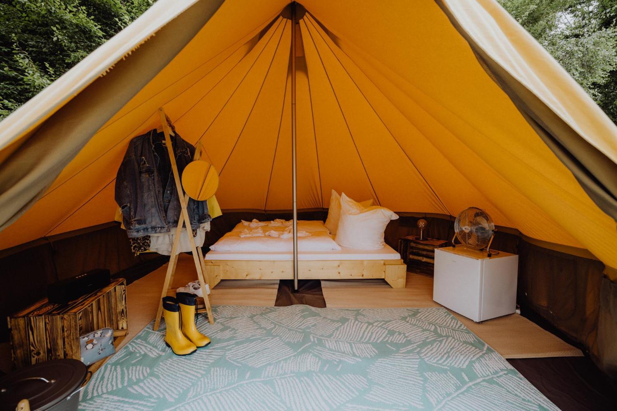 Raus Und Gut Glamping Am Graebendorfer See Drebkau 外观 照片